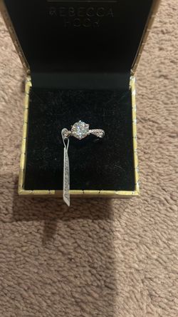 2.0CT Moissanite ring