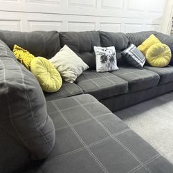 🚚📦FREE DELIVERY! MEDIUM GRAY SECTIONAL! GOOD QUALITY