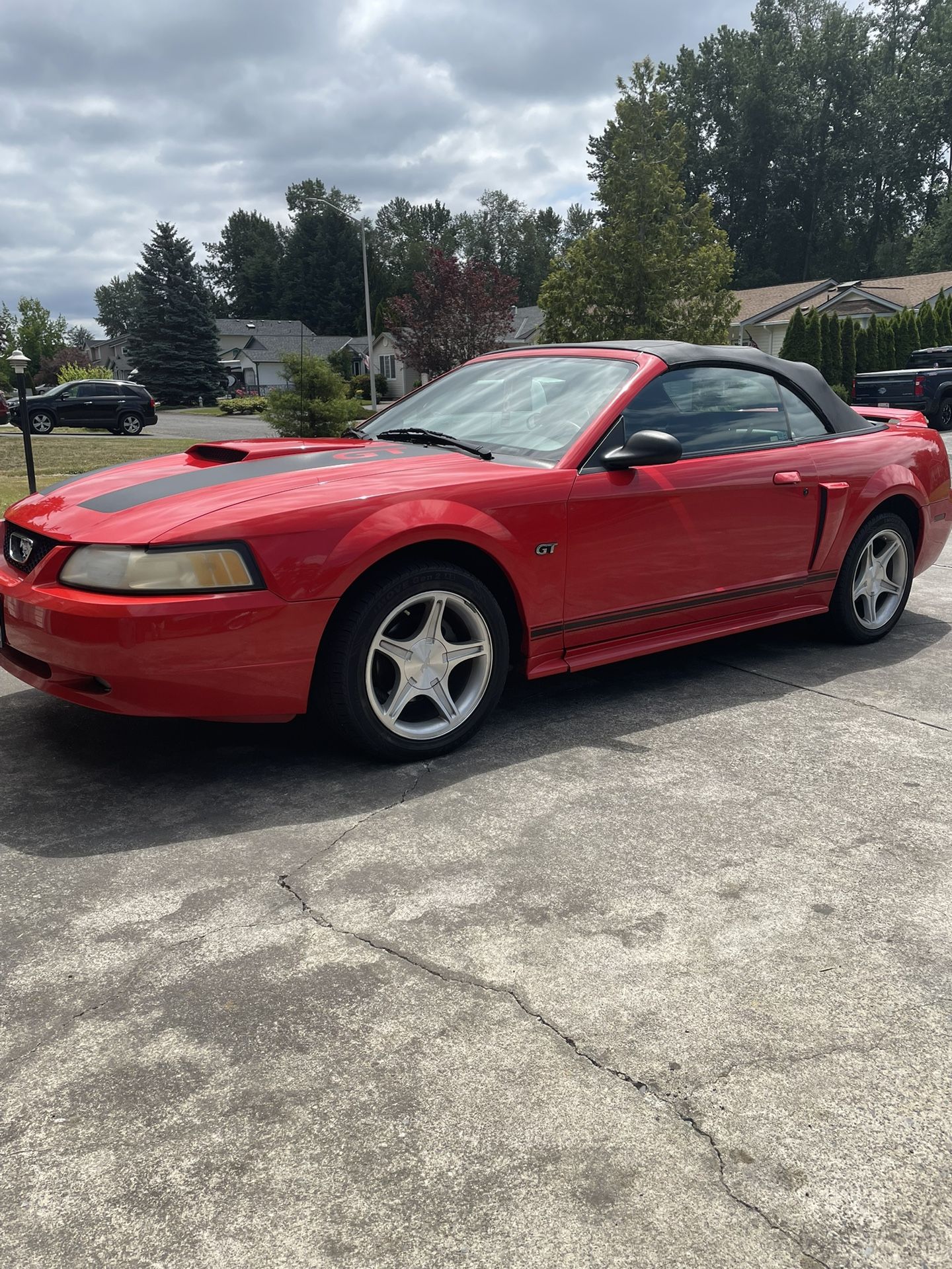 2000 Ford Mustang