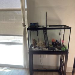 25 Gallon Aquarium 
