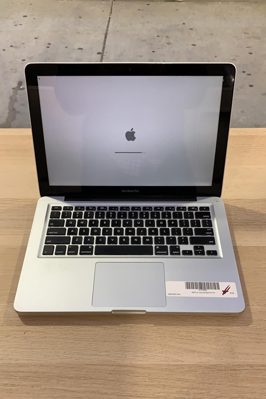 Apple MacBook Pro 13” Core i7 16GB RAM 256SSD!!!