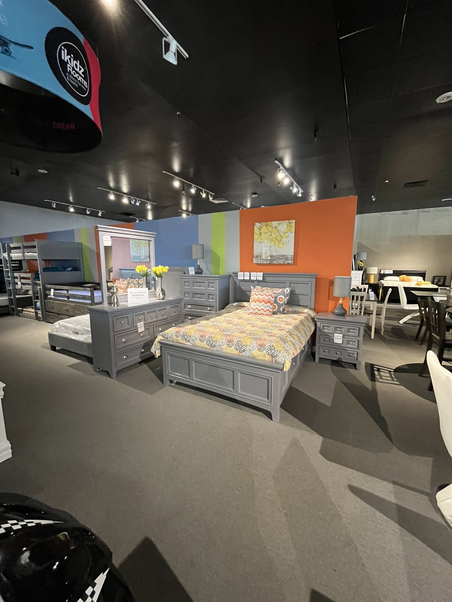 Grey 4PC Full Size Bedroom Set