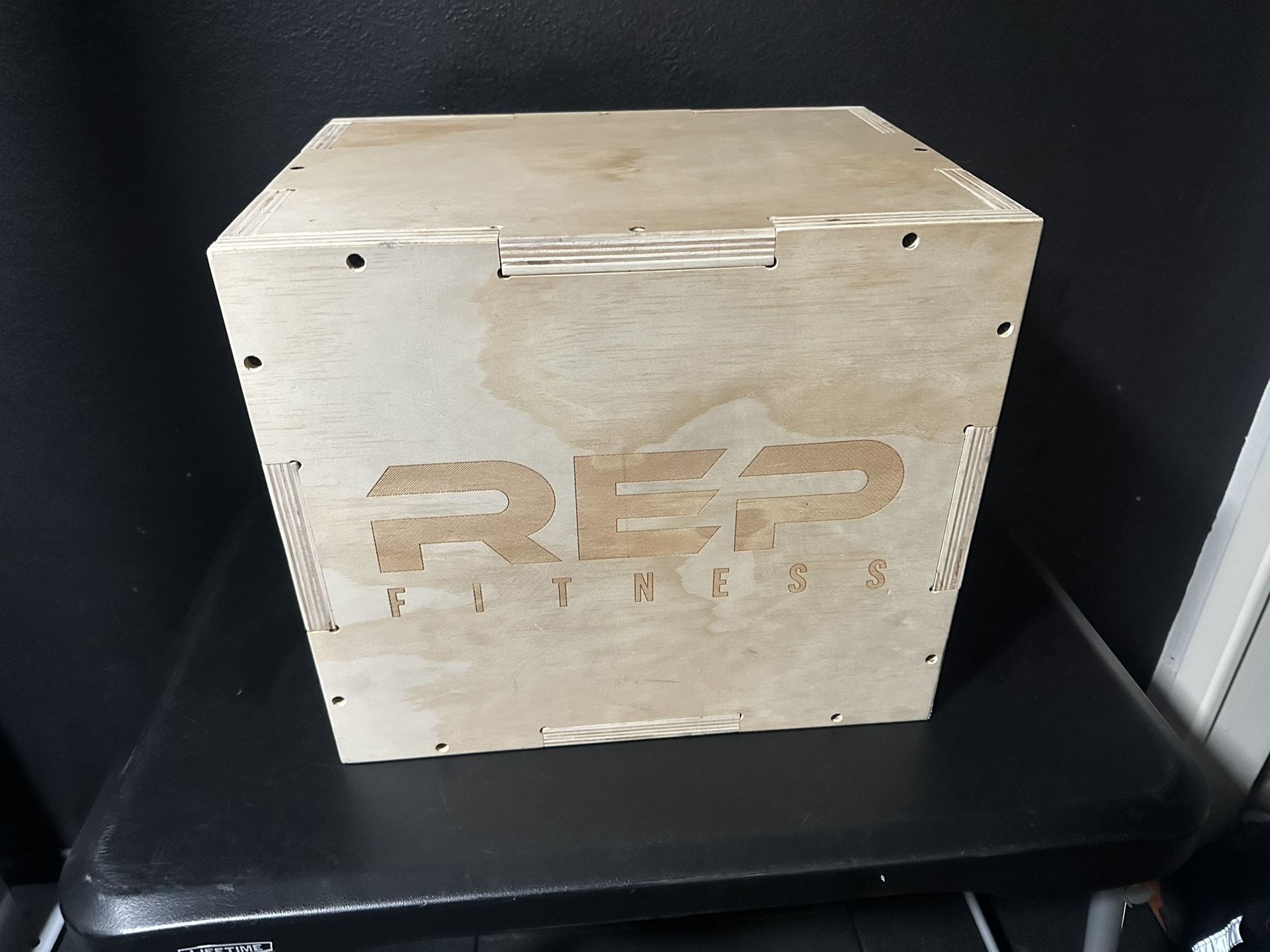 Rep Fitness wood plyo box size small