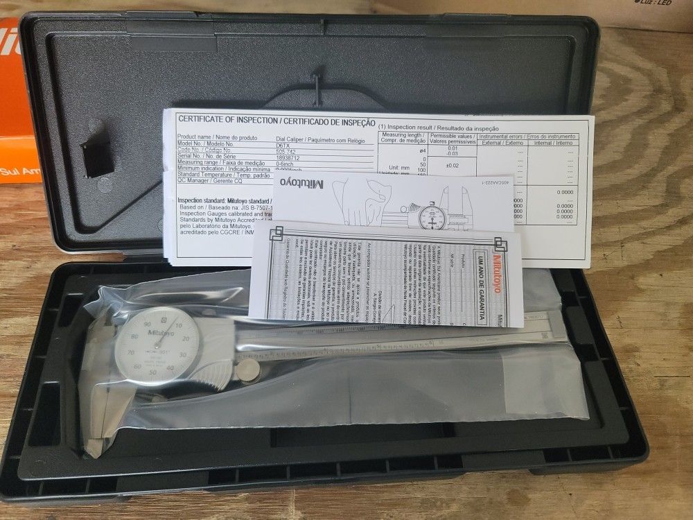 Mitutoyo 505-742 Dial Caliper (New, Never Used)