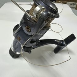 Shakespeare Durango Spinning Reel-  Grey, Blue - 2235RD - 5.2;1 -