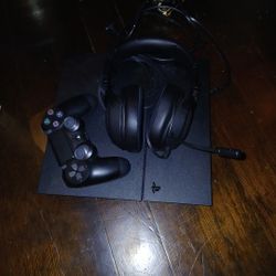 Ps4 Slim Pro Pre Owned With Razor Kraken Gamers  Headset