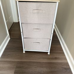 Pipishell 3-Tier Fabric Dresser Storage Organizer,Closet Dresser for Bedroom Nursery Room Hallway College Dorm, Tall Nightstands with 3 Storage Drawer