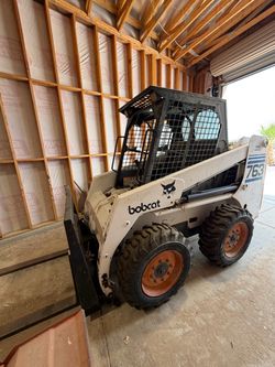 Bobcat 763 Skid Steer with Attachments