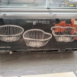 Mini Wire Baskets Silver Plated Set of 3 Mini Wire Basket