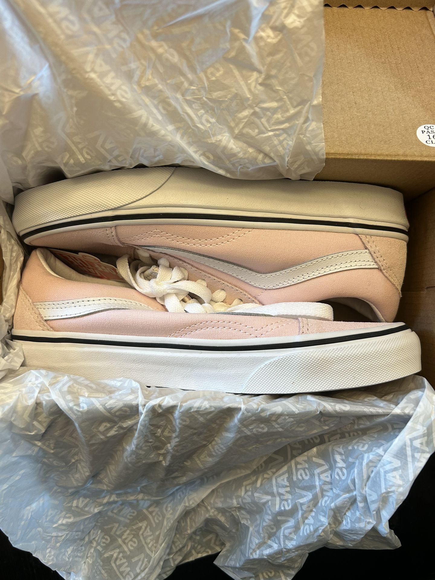 Women’s Vans old Skool