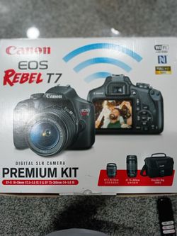 Brand new Canon EOS Rebel T7 Carmera