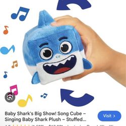 Baby Shark Plush Plays Sound NWT