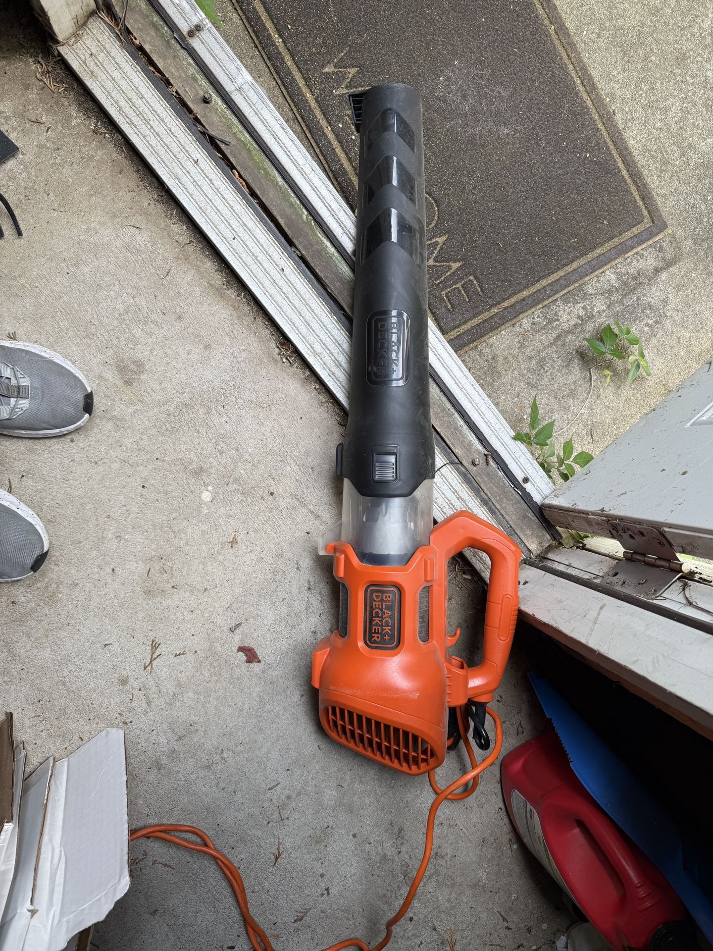 Leaf Blower (cable Extension Included)