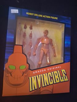 Invincible Robot Deluxe Action Figure