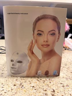 LED Light Facial Beauty Mask