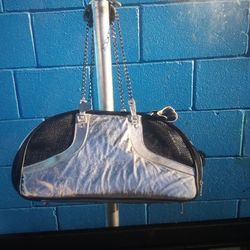 DOG OR CAT CARRIER PAID CASH ELMOFLES 