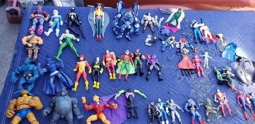 Vintage marvel legends/ avengers figures
