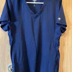 Maternity Scrubs Medium - 3 Tops, 2 Pants