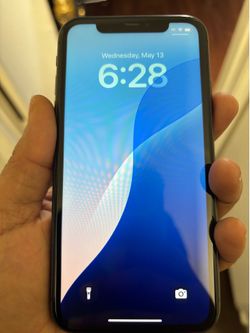 iPhone 11 (unlocked )64gb