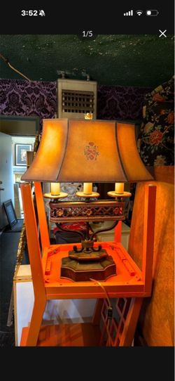 Beautiful elegant Table Lamp