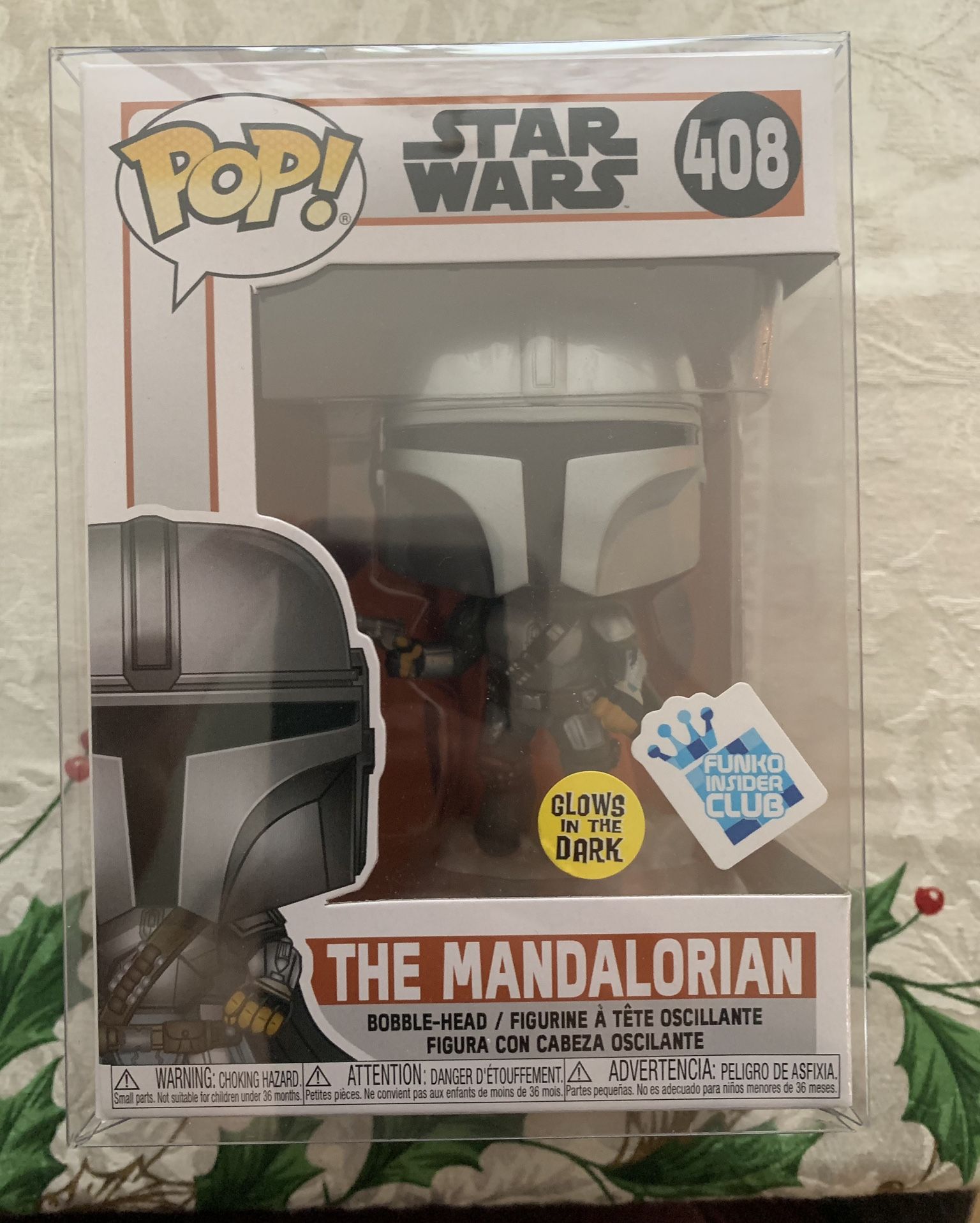 Funko Pop Star Wars Mandalorian 408 Glow in the Dark Insider Club Gamestop Exclusive