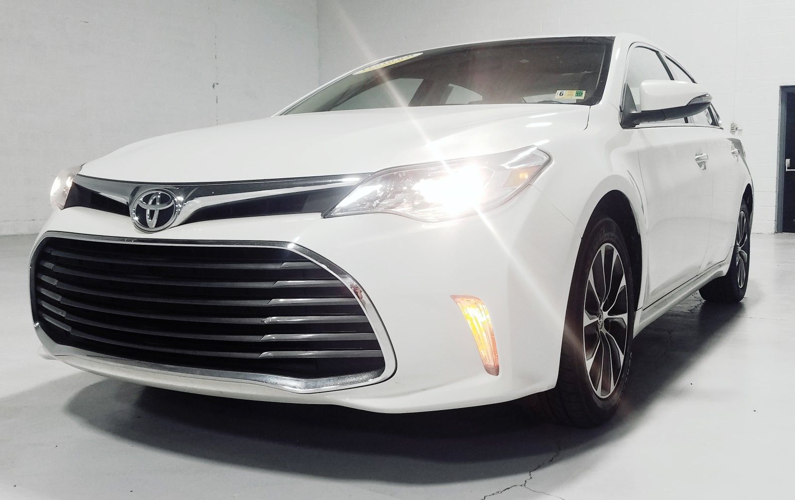 2016 Toyota Avalon