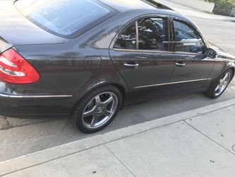 2004 Mercedes-Benz E-Class