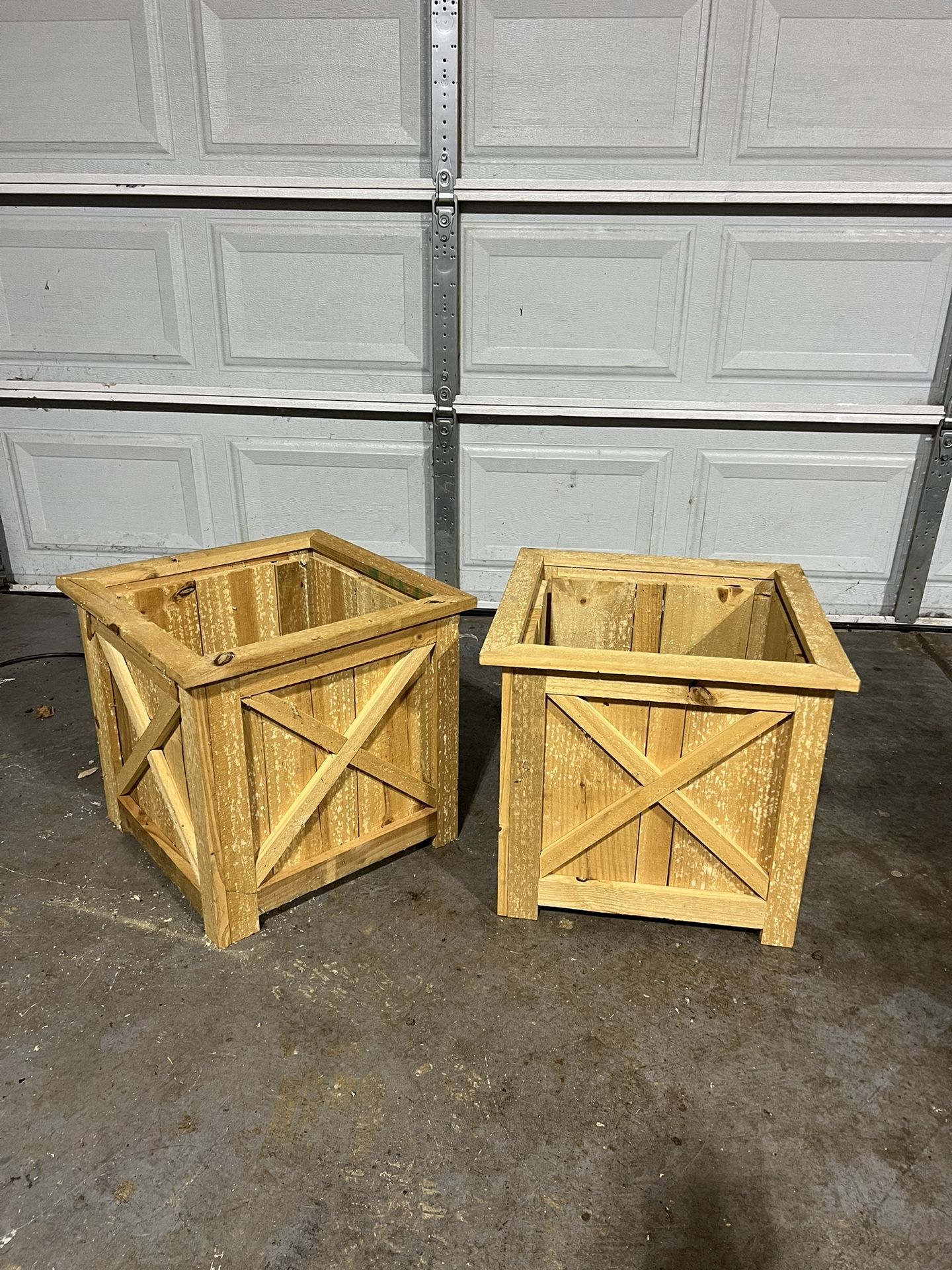 Farmhouse Style Planter Boxes