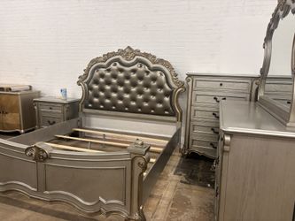 King Bedroom Set