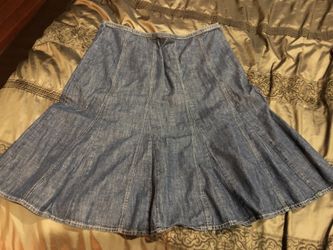 Liz Claiborne women’s size 14 skirt jean denim
