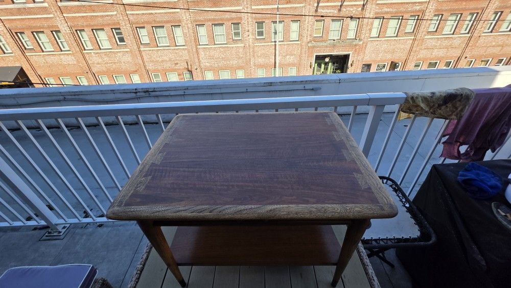 Lane Acclaim Mid-Century End Table – Early Model w/ Curved Shelf – $250 OBO