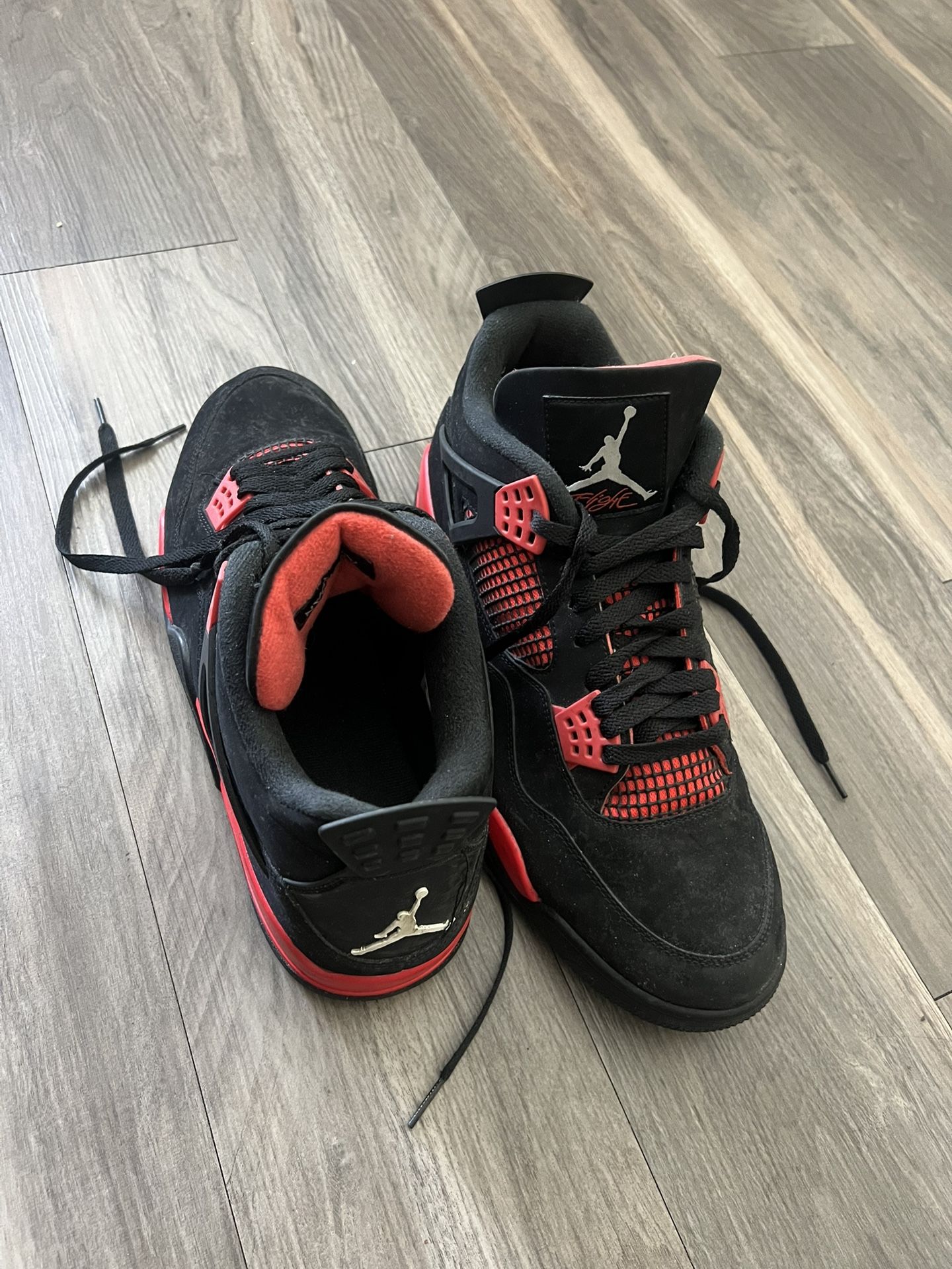 Jordan 4 Red Thunder Size 13