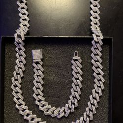 Cuban Link Chain & Bracelet