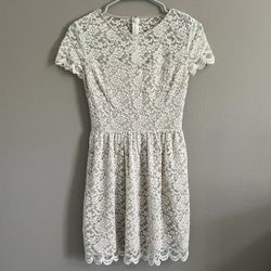 Express White Cream Lace Short Sleeve Zipper Lined Formal Dress - Women’s Size 0