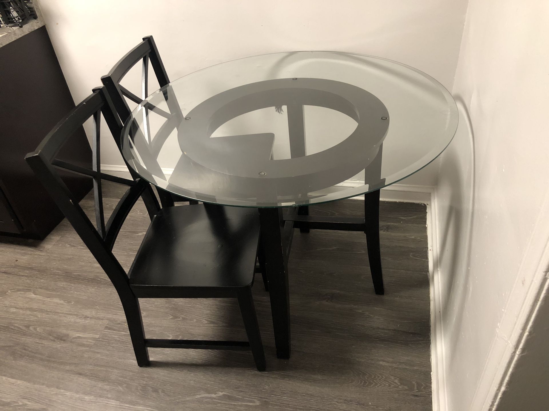 Glass Kitchen table with 2 chairs