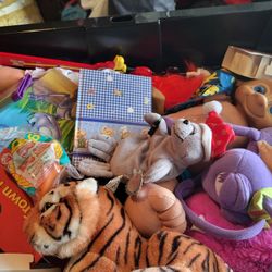 Bundle Of Vintage And Other Toys (Read Description)