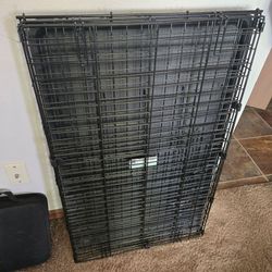 Large dog crate, very clean, lightly used