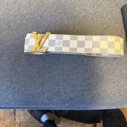 Authentic Louis Vuitton LV Belt Size 96/30 (30 Waist)