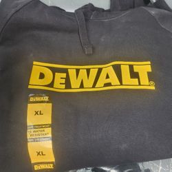 dewalt hoodies water resistant 