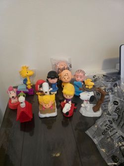 Complete Collection Of 2015 McDonald's Peanuts Movie