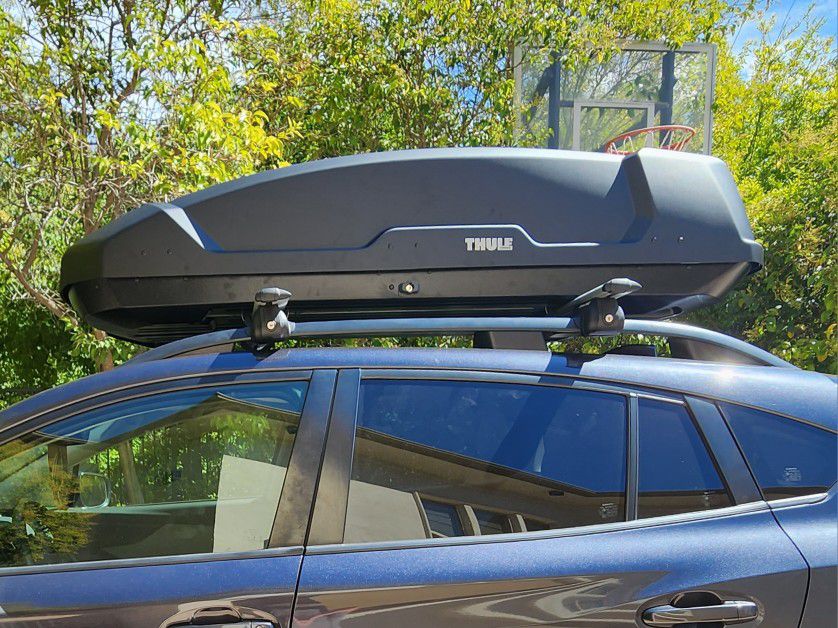 Thule Force Car Rooftop Cargo Box