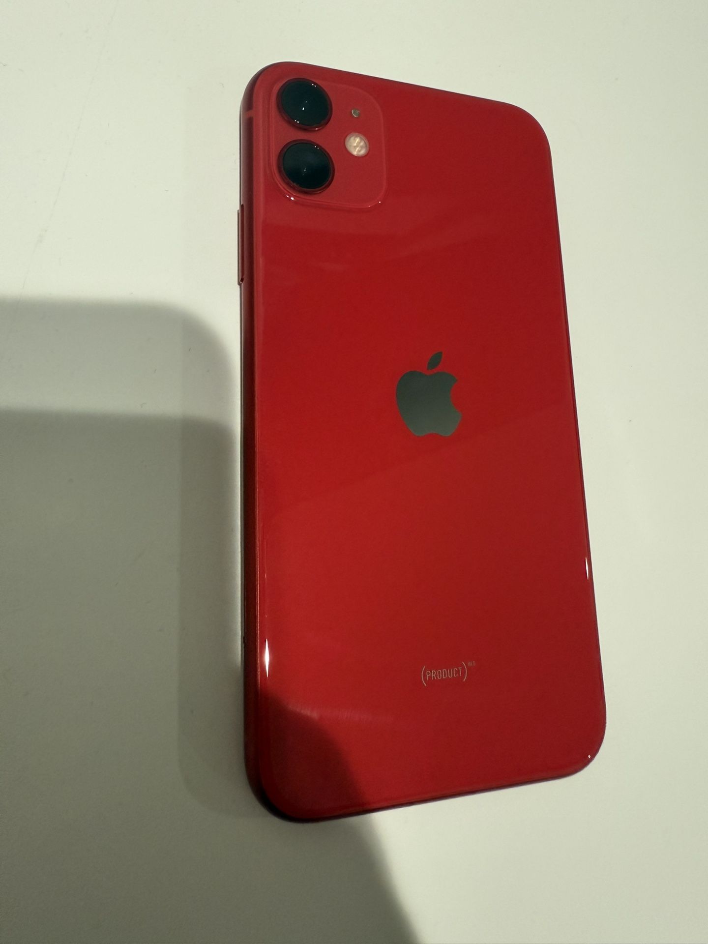 iPhone 11 64GB UNLOCKED
