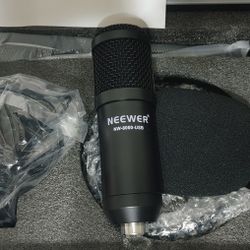 Condenser Microphone USB, Carry Case, Desk Stand, Etc. Brand New Unused