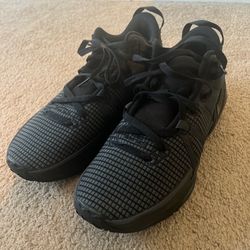 Nike LeBron Witness 7 Basketball Shoes