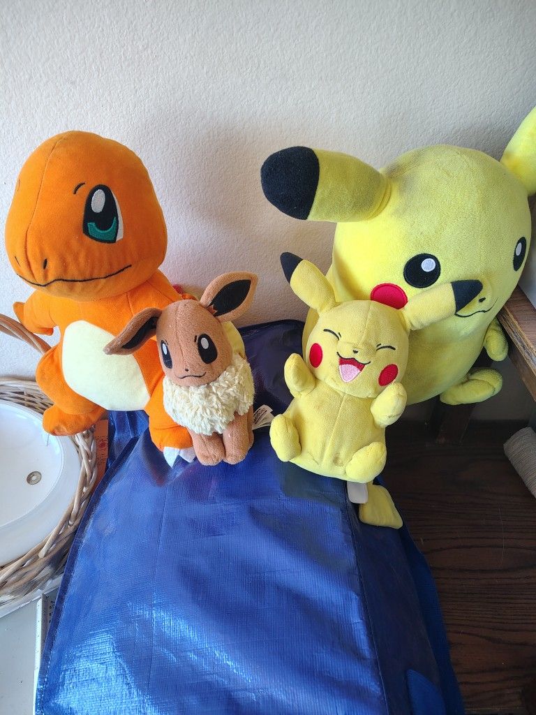 Pokemon Plushi 4 Pack 