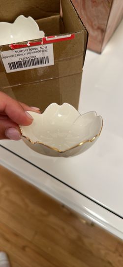 12 Mini Flower dishes