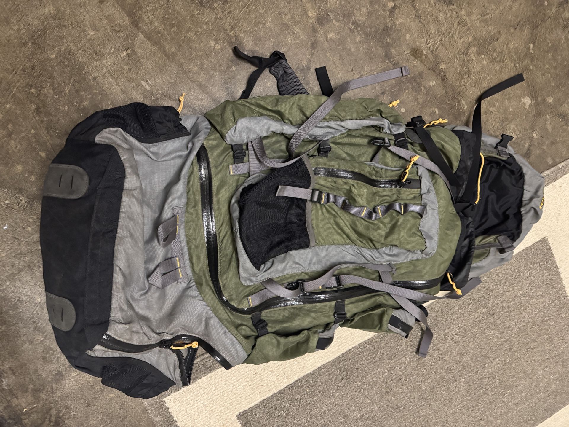 Cabelas Backpack