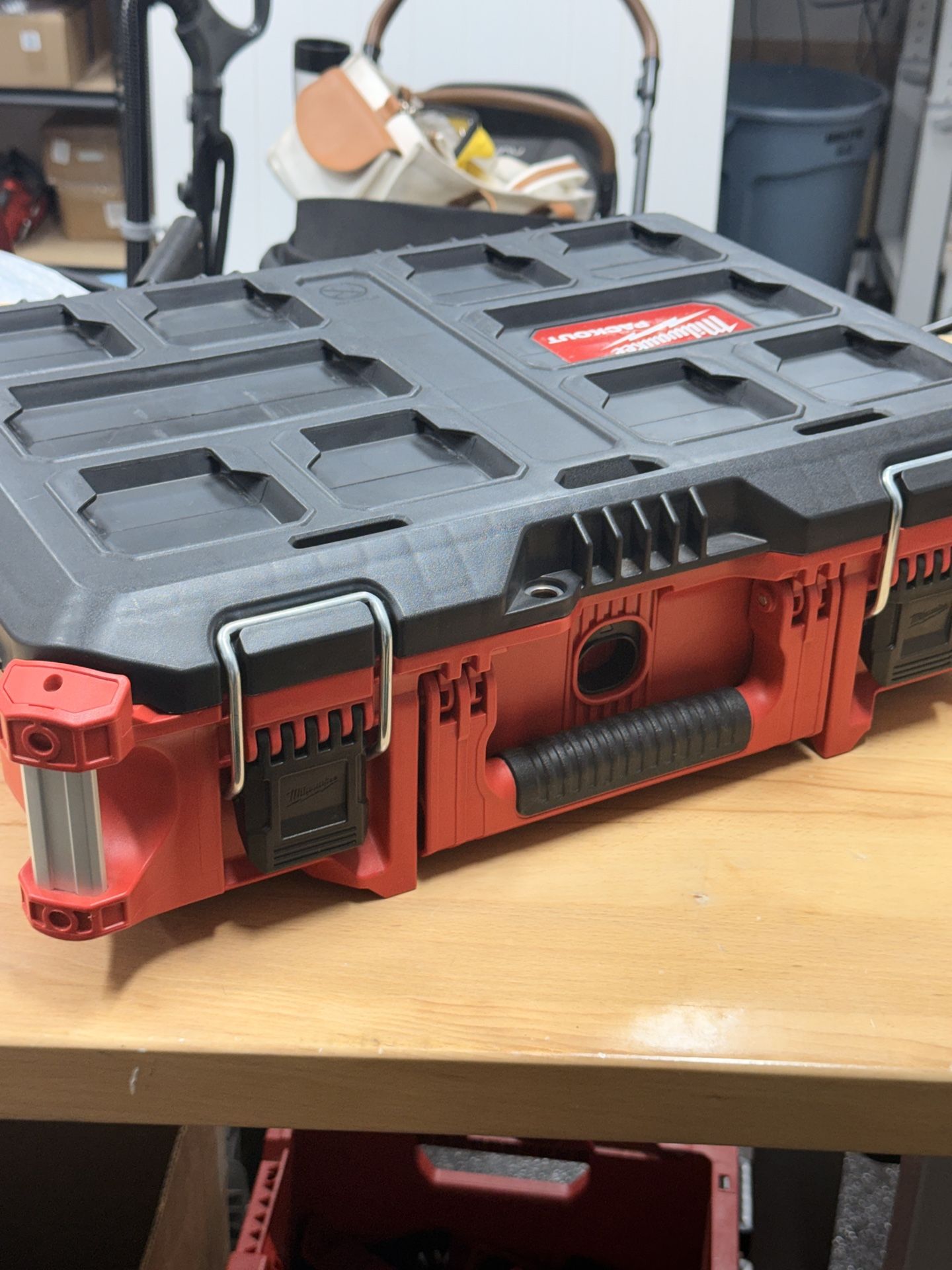 Milwaukee PACKOUT Toolbox (Standard) – Gently Used – Solid Condition