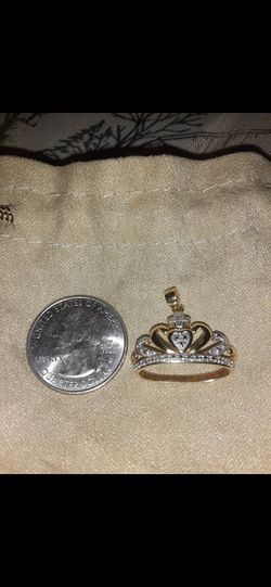 Sterling silver two-tone Crown pendant