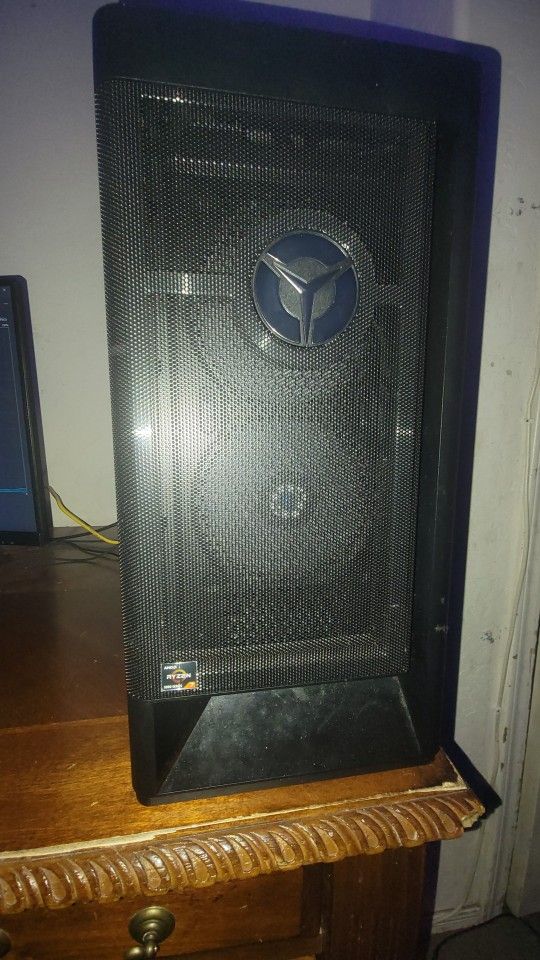 Pc (Specs In Description)
